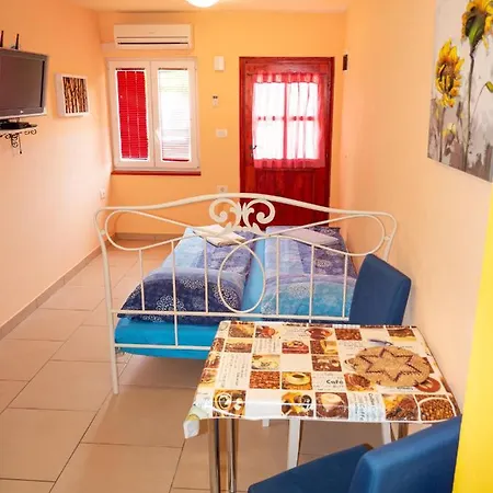 Synergy Deluxe Apartment Secovlje